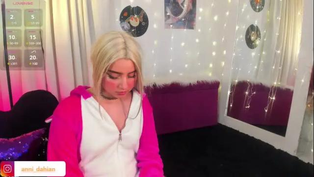 Image 4 of _karine01 Stream on Chaturbate on 5 months ago