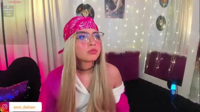 Image 7 of _karine01 Stream on Chaturbate on 5 months ago