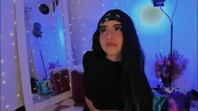 Image 6 of _karine01 Stream on Chaturbate on 2 months ago