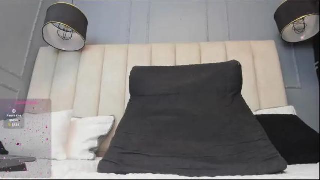 Image 3 of _karla_brunette_ Stream on Chaturbate on 21 days ago
