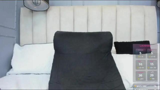 Image 10 of _karla_brunette_ Stream on Chaturbate on 5 days ago