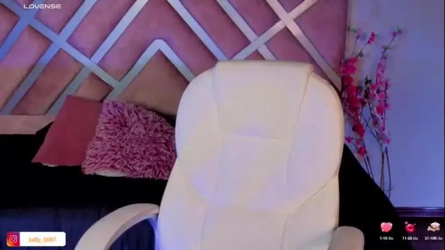 Image 10 of _kelly_hous36 Stream on Chaturbate on 2 months ago