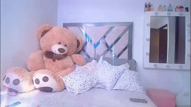 Image 8 of _kerryleen Stream on Chaturbate on 22 days ago