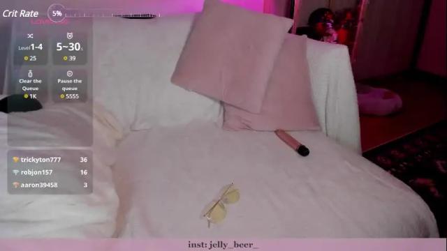 Image 11 of _kiki_pie Stream on Chaturbate on 1 month ago
