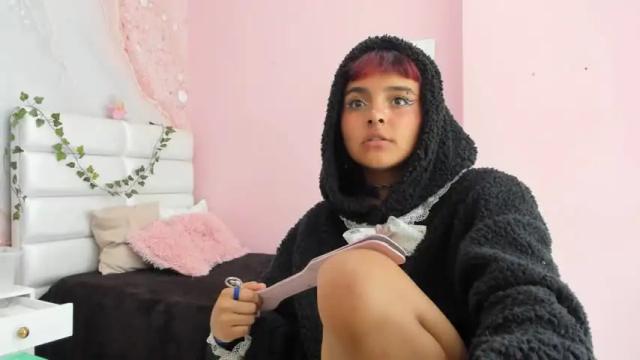 Image 11 of _kitty_horny Stream on Chaturbate on 16 months ago