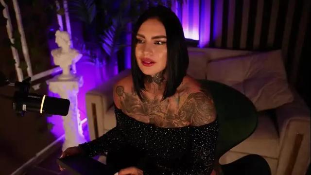 Image 4 of _kleo_ Stream on Chaturbate on 1 month ago