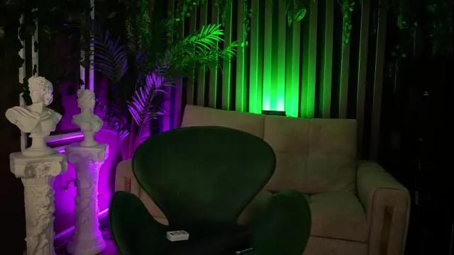 Image 2 of _kleo_ Stream on Chaturbate on 3 months ago