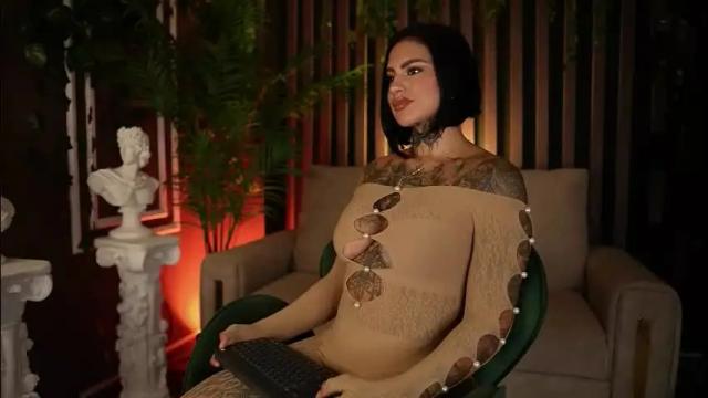 Image 2 of _kleo_ Stream on Chaturbate on 1 month ago