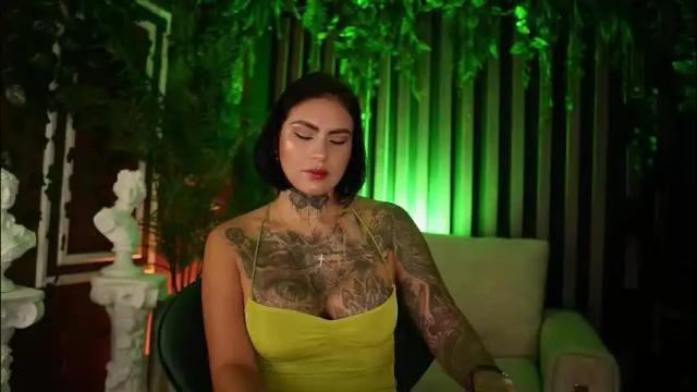 Image 2 of _kleo_ Stream on Chaturbate on 1 month ago