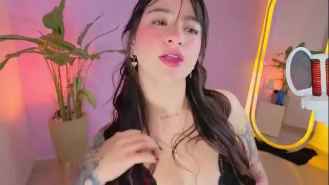 Image 2 of _kylie_miller1 Stream on Chaturbate on 17 days ago