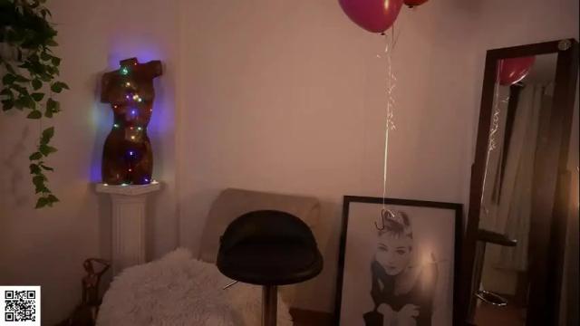 Image 8 of _lady_di Stream on Chaturbate on 2 months ago