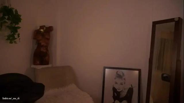 Image 6 of _lady_di Stream on Chaturbate on 27 days ago