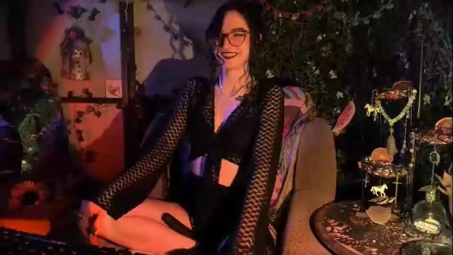 Thumbnail 1, _lady_luna_'s Stream at Chaturbate, 9 days ago