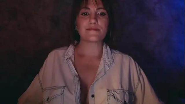 Image 4 of _letty_ Stream on Chaturbate on 3 days ago