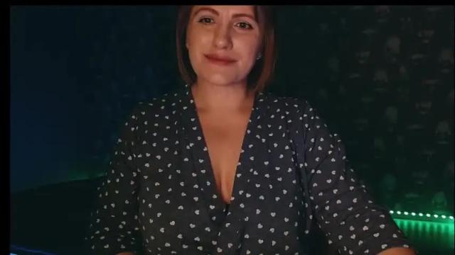 Image 4 of _letty_ Stream on Chaturbate on 19 days ago