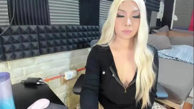 Image 8 of _lexie_hart Stream on Chaturbate on 1 month ago