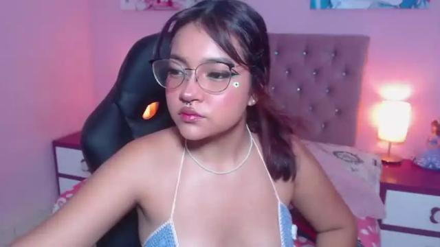 Image 6 of _lia_kitty Stream on Chaturbate on 16 months ago