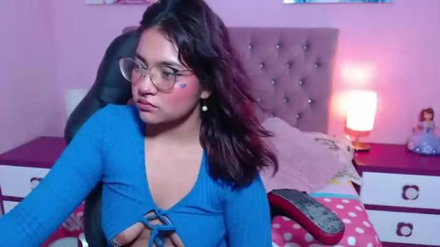Image 6 of _lia_kitty Stream on Chaturbate on 16 months ago
