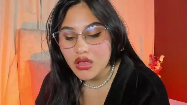 Image 12 of _little_ivy Stream on Chaturbate on 1 month ago