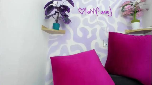 Image 3 of _little_ivy Stream on Chaturbate on 1 month ago