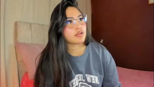 Image 11 of _little_ivy Stream on Chaturbate on 1 month ago