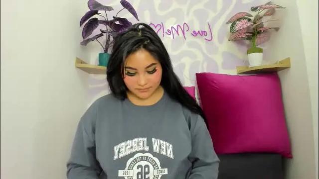 Image 3 of _little_ivy Stream on Chaturbate on 1 month ago