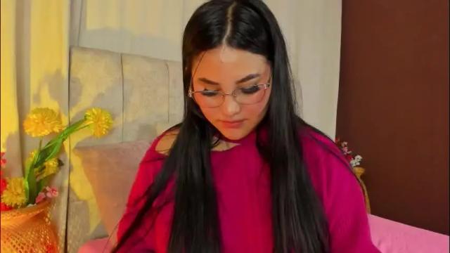 Image 8 of _little_ivy Stream on Chaturbate on 1 day ago