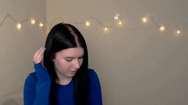 Image 12 of _little_luck Stream on Chaturbate on 13 months ago