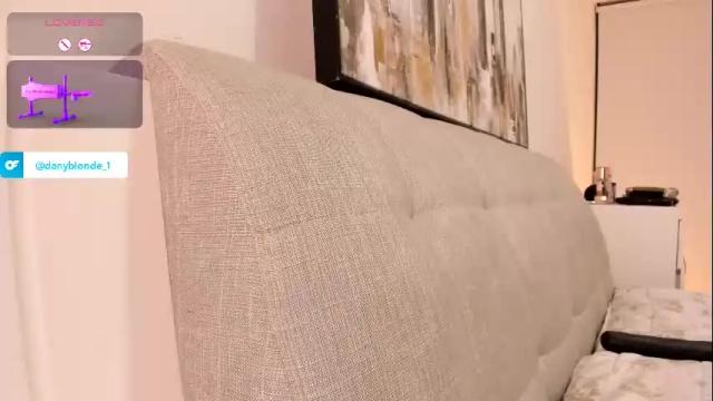 Image 10 of _lola_bunny_ Stream on Chaturbate on 20 days ago