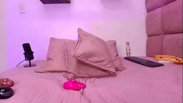 Image 12 of _lorrayne_ Stream on Chaturbate on 29 days ago