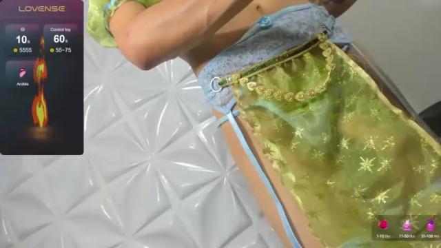 Image 12 of _lucy_sexxx Stream on Chaturbate on 13 months ago