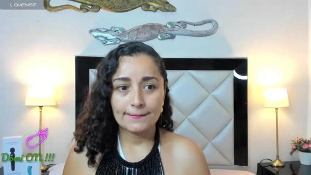 Image 10 of _luna__sweet_ Stream on Chaturbate on 12 months ago