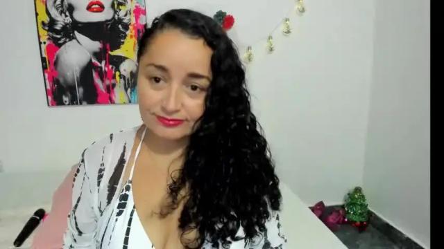 Image 2 of _luna__sweet_ Stream on Chaturbate on 1 month ago