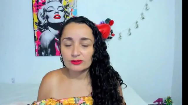 Image 4 of _luna__sweet_ Stream on Chaturbate on 1 month ago