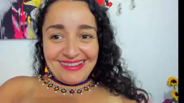 Image 2 of _luna__sweet_ Stream on Chaturbate on 1 month ago