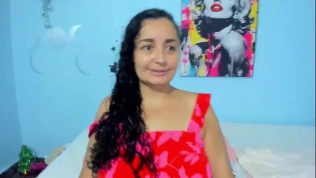 Image 3 of _luna__sweet_ Stream on Chaturbate on 24 days ago