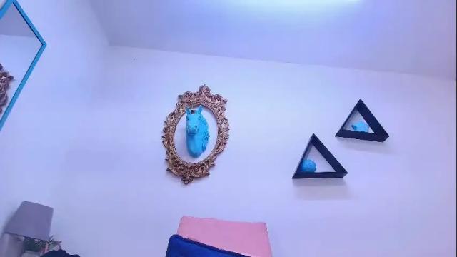 Image 3 of _luna_caliente Stream on Chaturbate on 7 months ago