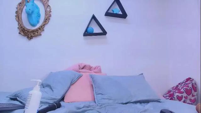 Image 10 of _luna_caliente Stream on Chaturbate on 7 months ago