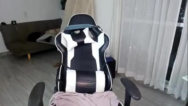 Image 2 of _lunaa__ Stream on Chaturbate on 1 month ago