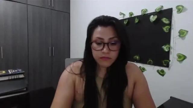 Image 11 of _lunnamature__ Stream on Chaturbate on 5 months ago