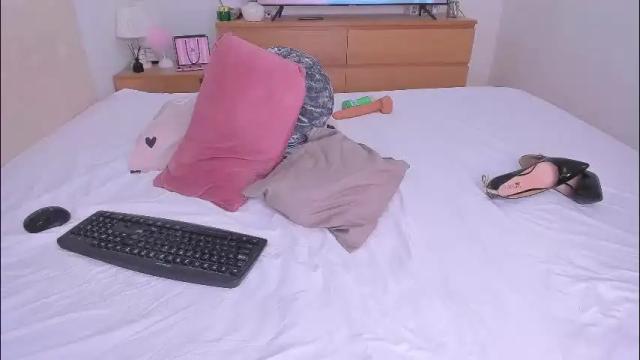 Thumbnail 3, _lyna's Stream at Chaturbate, 1 month ago