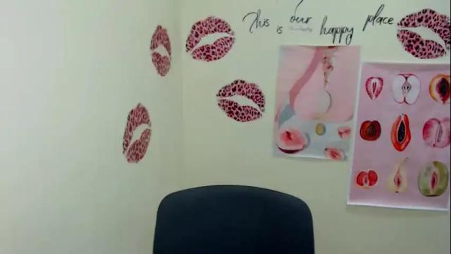 Thumbnail 1, _mademoiselle_e's Stream at Chaturbate, 1 month ago