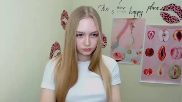 Image 10 of _mademoiselle_e Stream on Chaturbate on 2 months ago