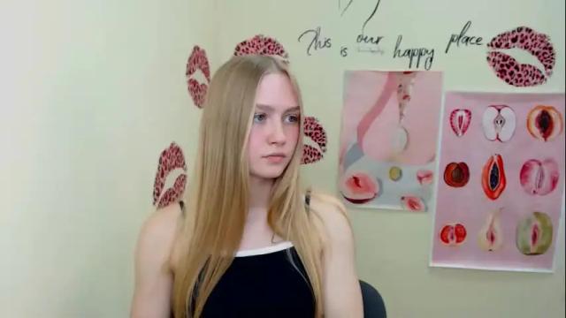Image 12 of _mademoiselle_e Stream on Chaturbate on 1 month ago