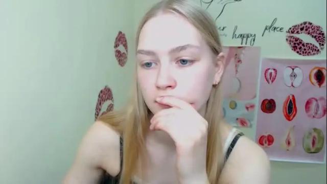 Image 8 of _mademoiselle_e Stream on Chaturbate on 1 month ago