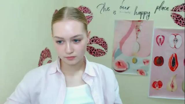 Image 8 of _mademoiselle_e Stream on Chaturbate on 1 month ago