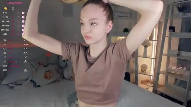 Image 2 of _magic_smile_ Stream on Chaturbate on 1 month ago