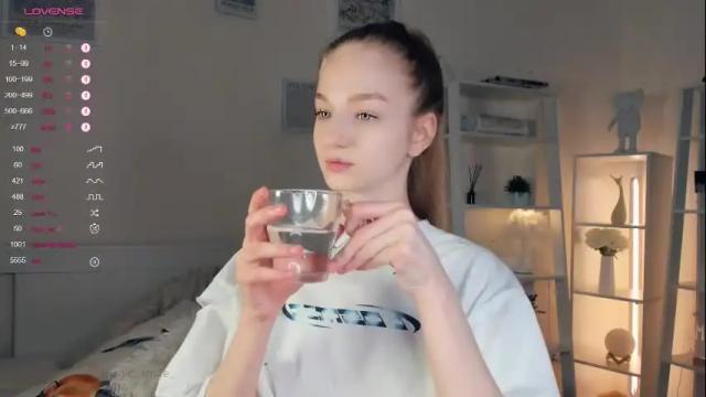 Image 3 of _magic_smile_ Stream on Chaturbate on 1 month ago