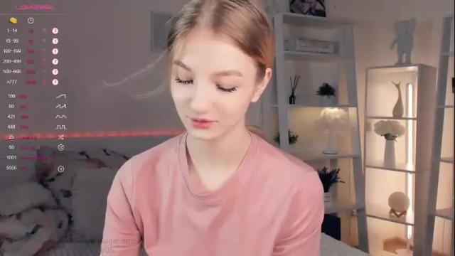 Image 4 of _magic_smile_ Stream on Chaturbate on 18 days ago
