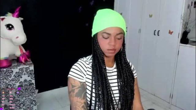 Image 2 of _marcela_22 Stream on Chaturbate on 1 month ago